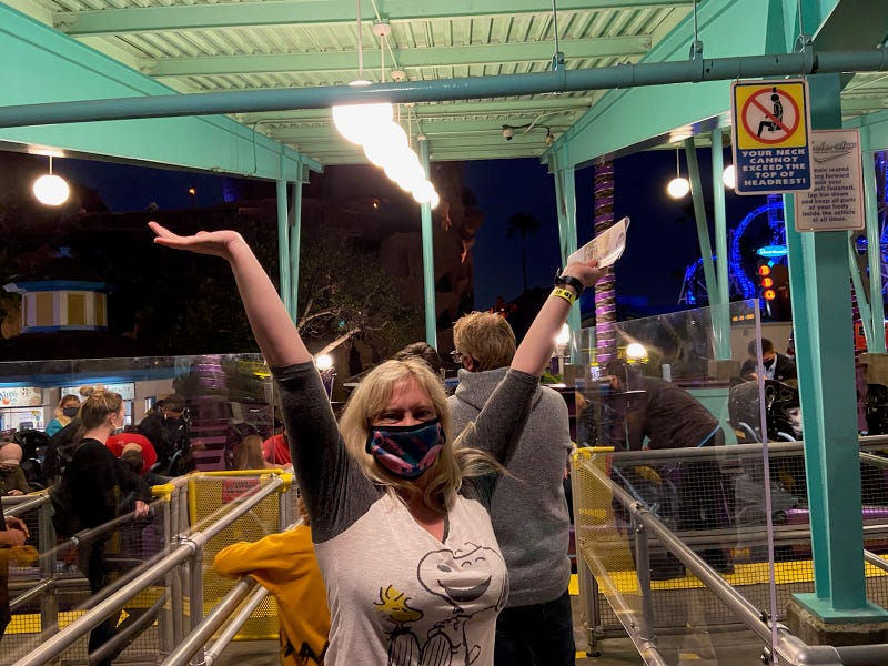 K-Frog's Pepper ready to ride XCelerator at Knotts Berry Farm