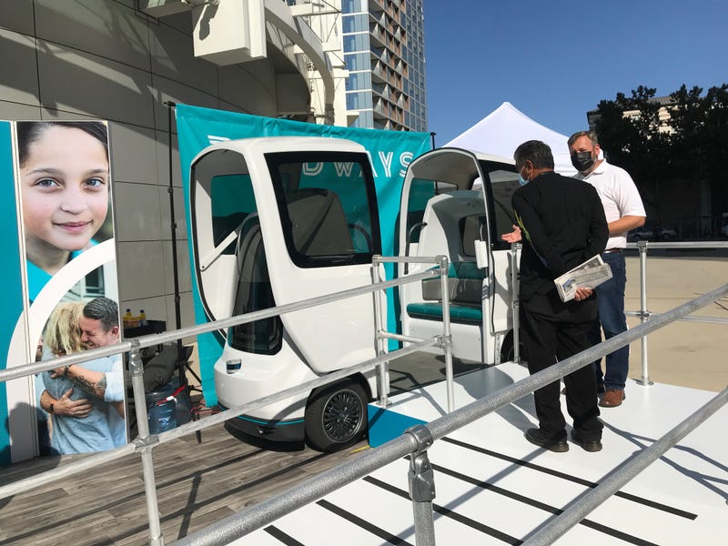 The “Glydcar” is an all-electric autonomous vehicle produced by Glydways.
