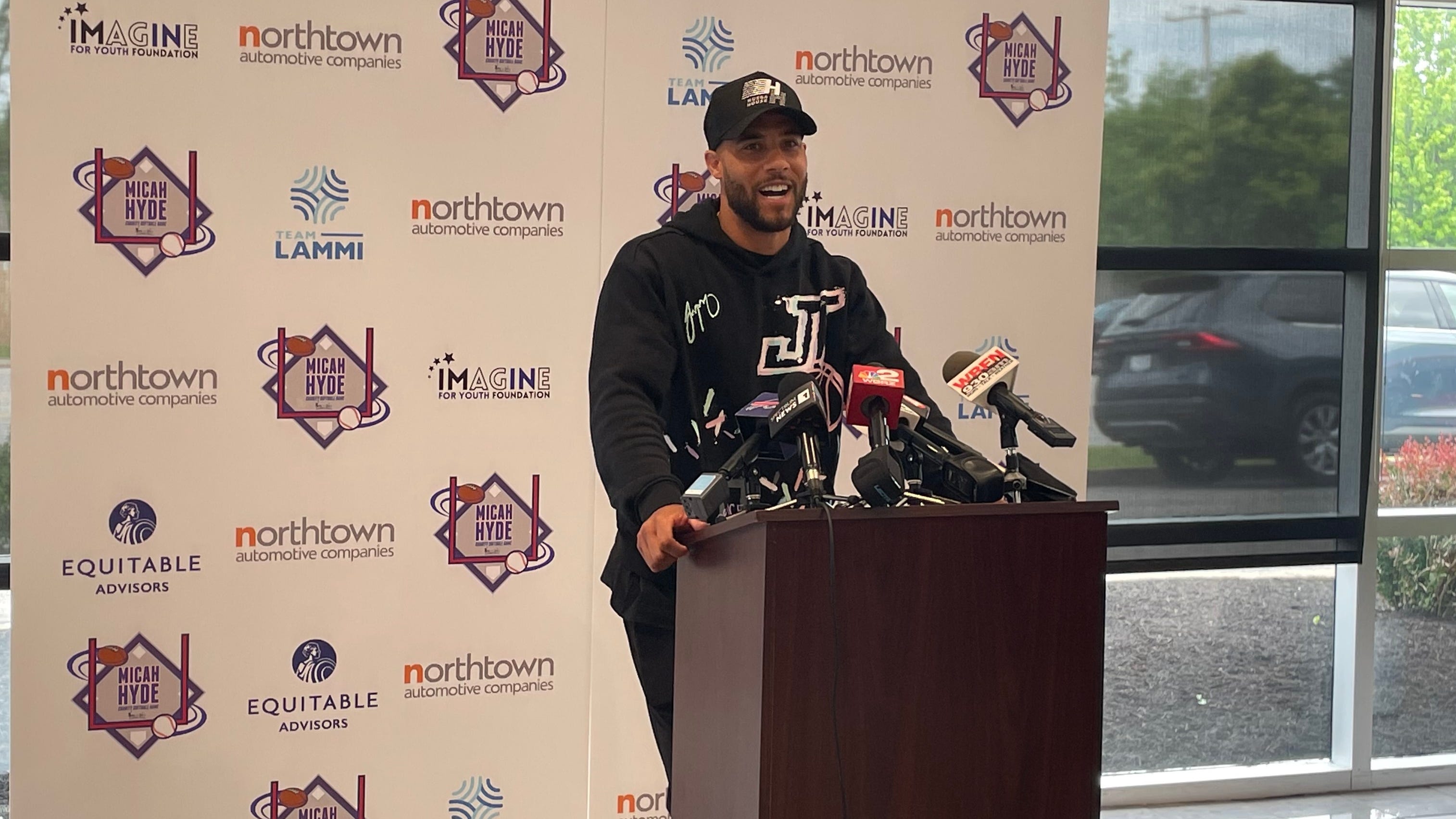 Hyde on NFL future: 'It's Bills or retire'