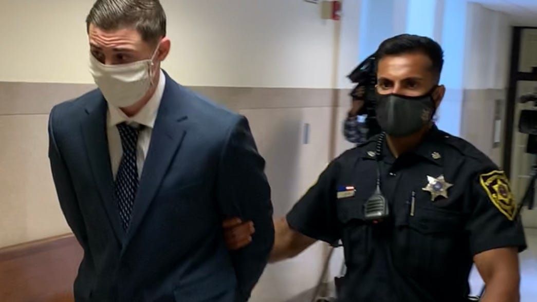 Trial underway for teen accused of fatally stabbing ex-girlfriend more than 30 times at SEPTA station
