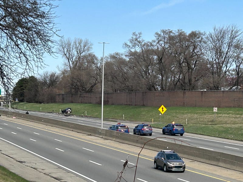 Scene of a crash along eastbound I-94.