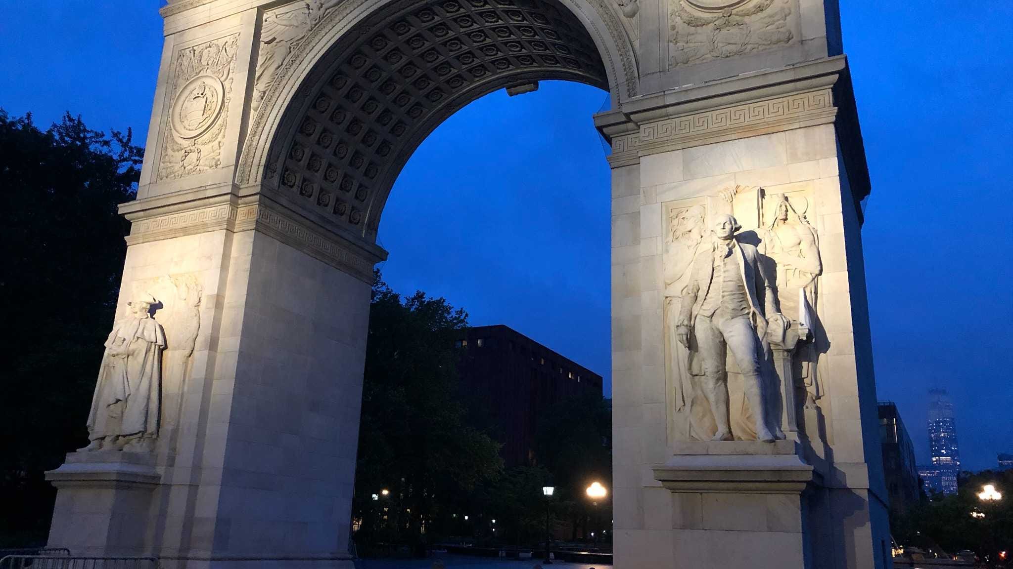 Residents pack NYPD meeting to demand action in Washington Square Park