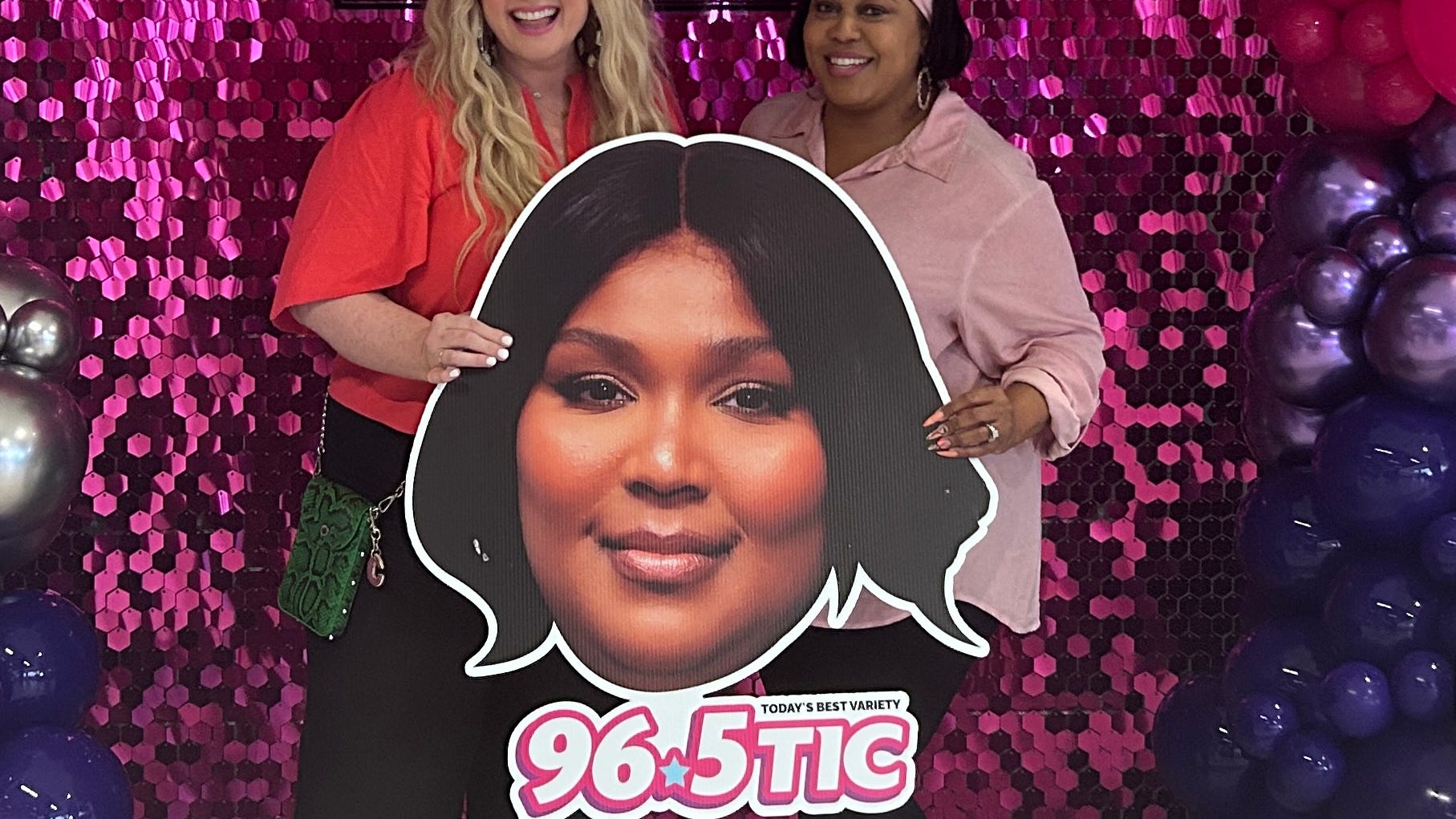 Lizzo makes everyone feel SPECIAL on last stop of her North American tour at Hartford's XL Center