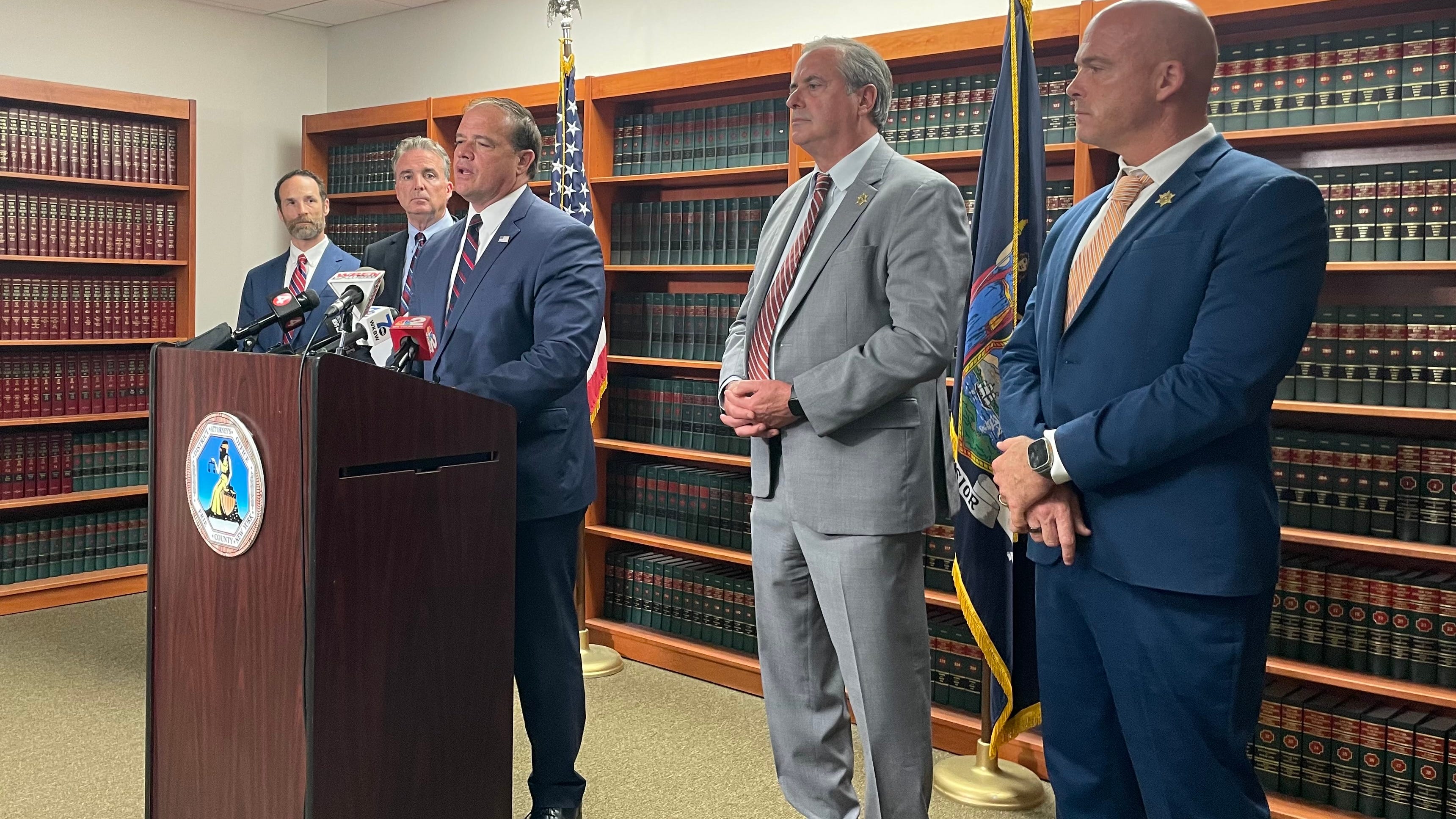 District Attorneys Keane, Tierney support state legislation to combat opioid crisis