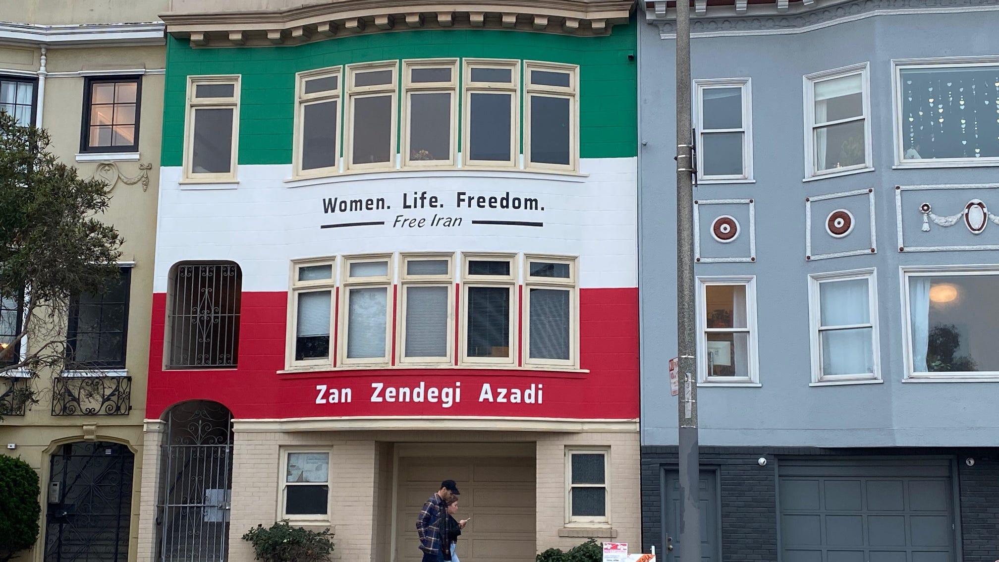 SF resident reveals mural on Marina home in support of Iran protests