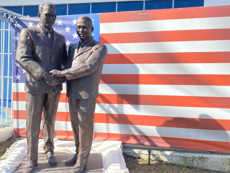 MLK statue