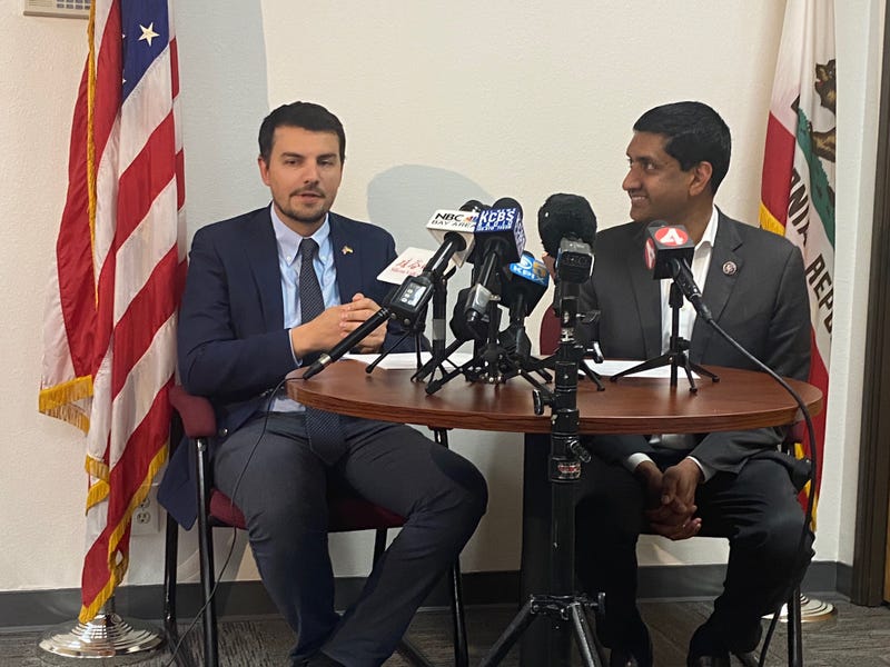 Consul General of Ukraine in San Francisco, Dmytro Kushneruk, meets with Congressman Ro Khanna.