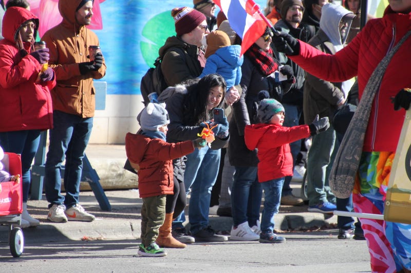 cheer on the parade