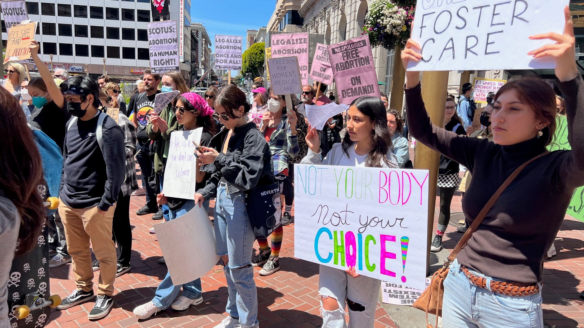 PHOTOS: Hundreds of abortion rights supporters rally in San Francisco