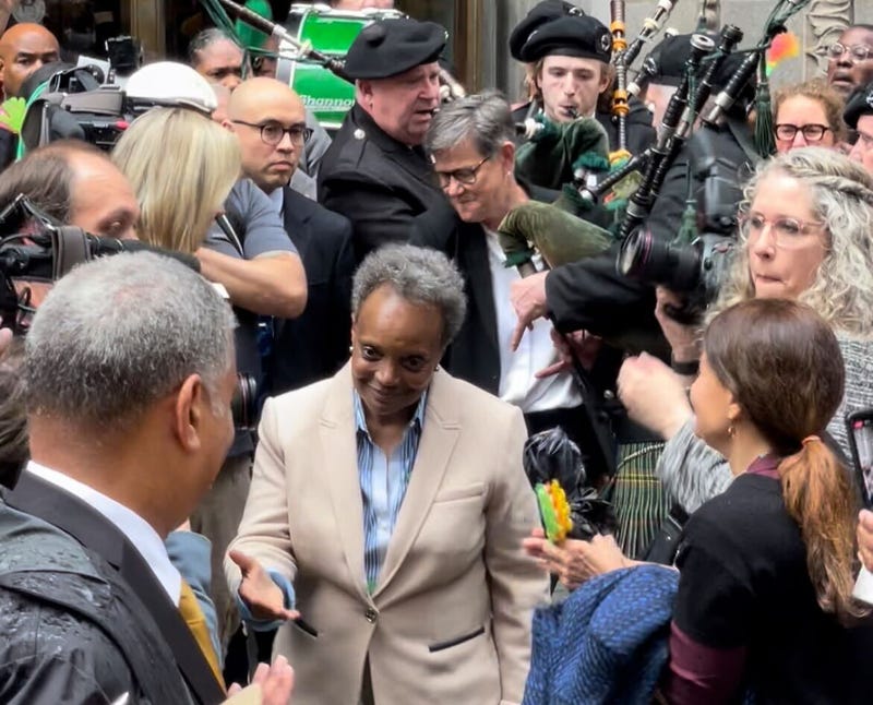 Mayor Lori Lightfoot leaves city hall