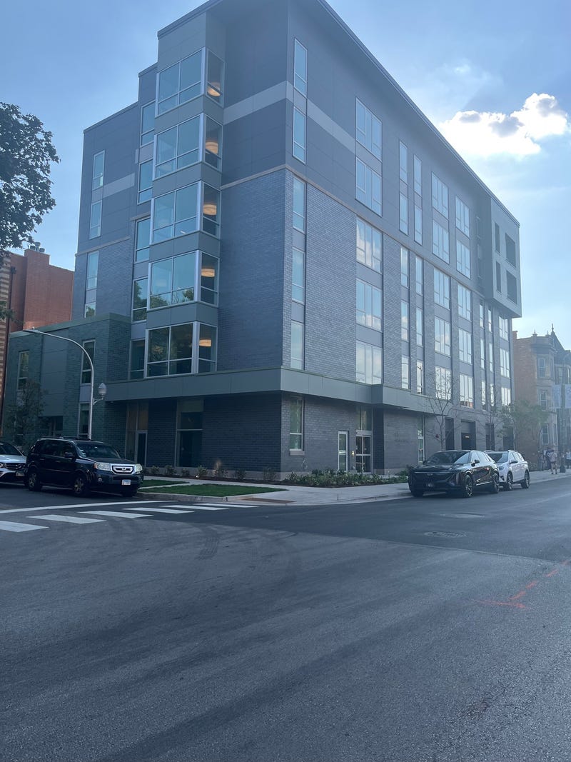 Lakeview Landing, 835 W. Addison