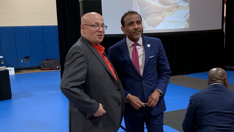 Philadelphia Federation of Teachers President Art Steinberg and Philadelphia Schools Superintendent Tony Watlington attend an orientation event for new district hires at the School of the Future in Parkside on Aug. 13, 2025.