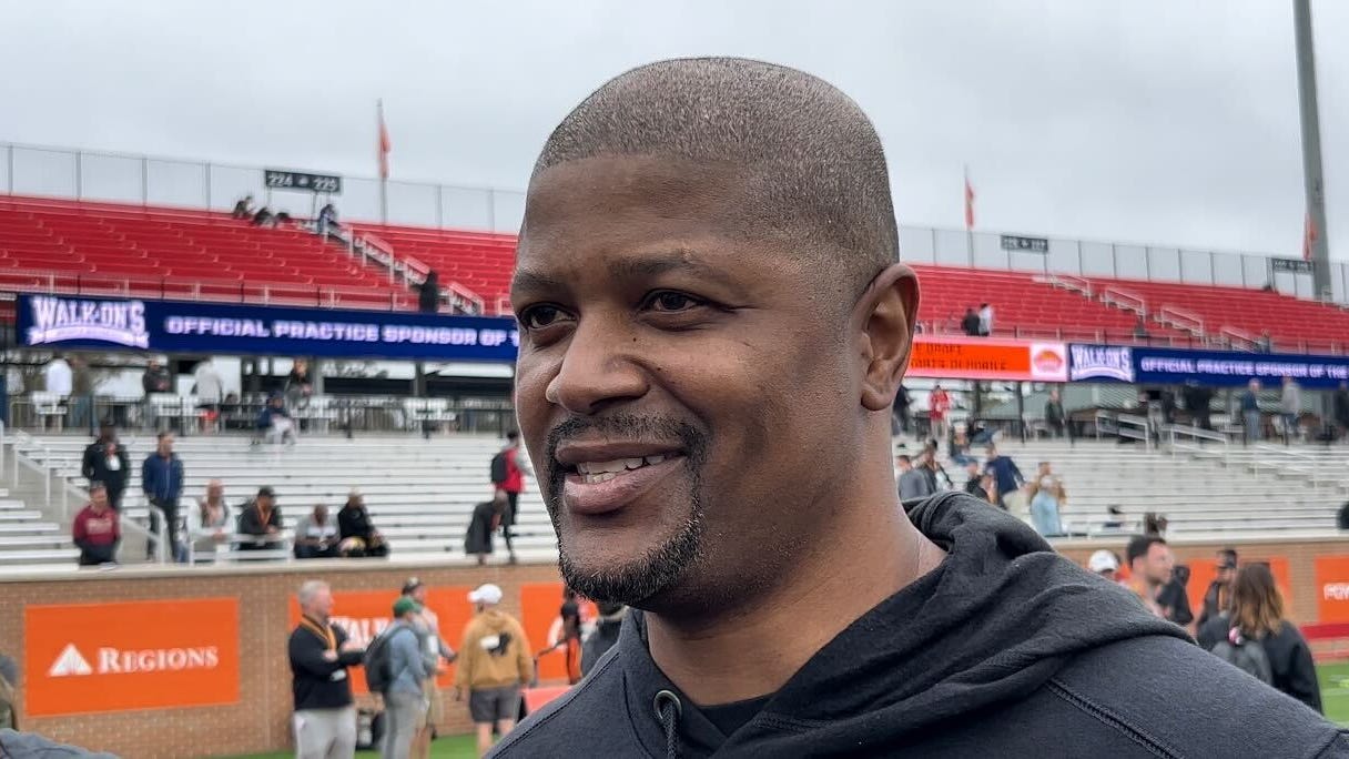 Ronald Curry flattered by OC interviews, but right now he's focused on the Saints