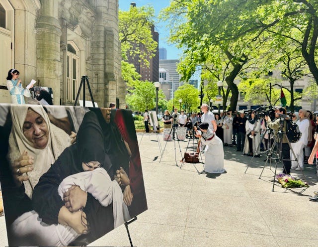 Dozens gathered in downtown Chicago on Sunday for a "Mother's in Mourning" vigil to call attention to the war in Gaza.