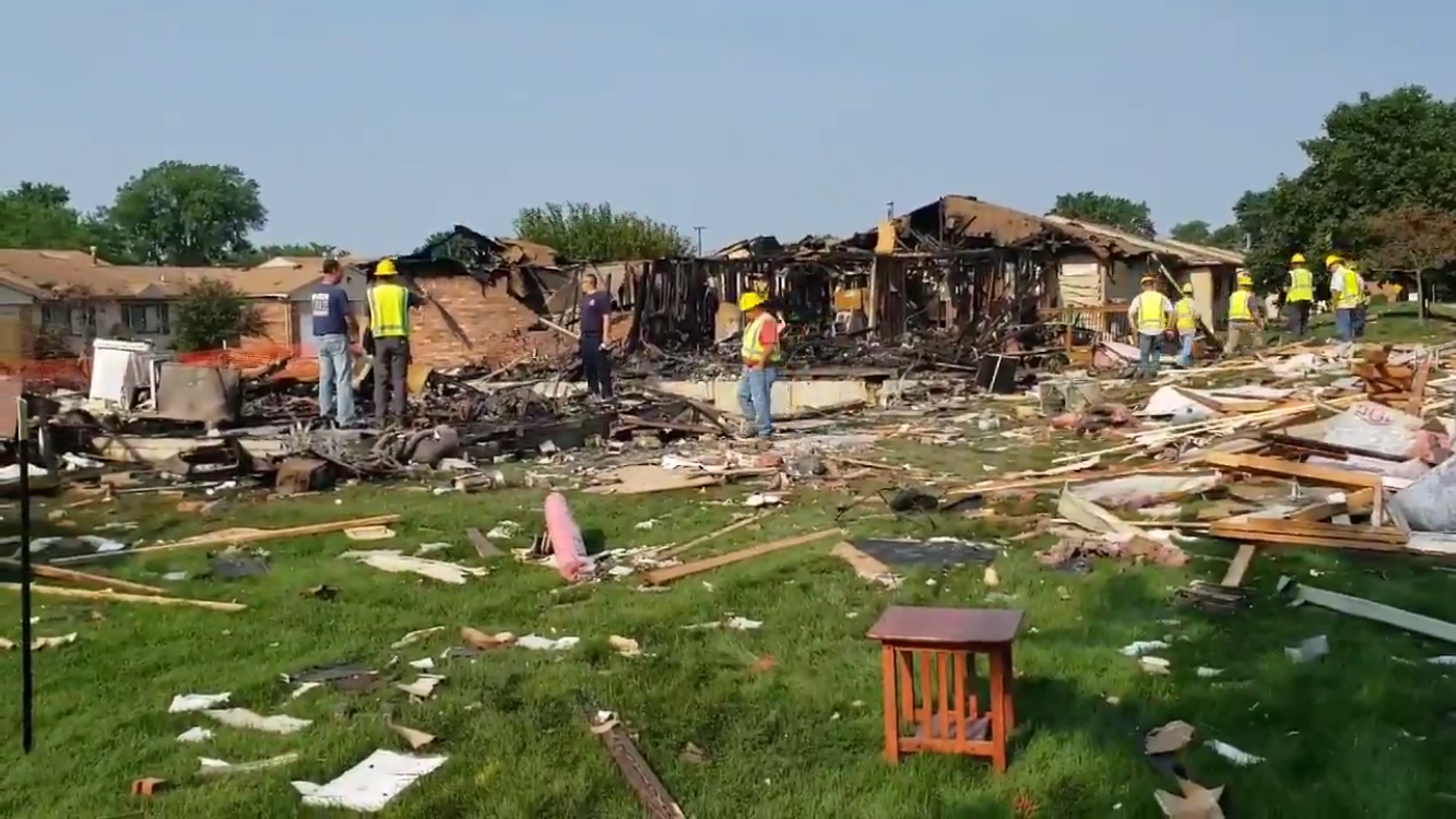 1 killed in Warren condo explosion, several homes damaged in blast