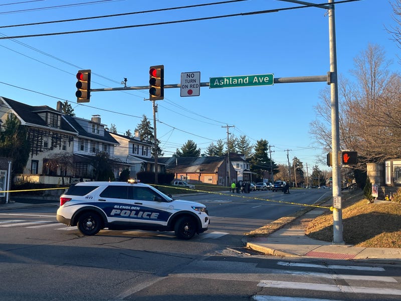 Driver hits pedestrians in Glenolden 