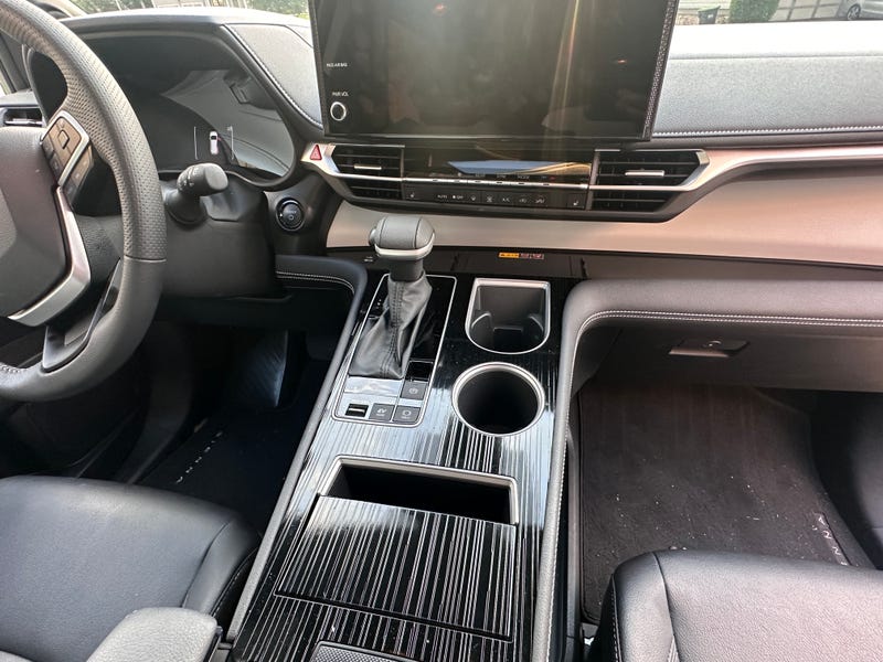 2025 Toyota Sienna 