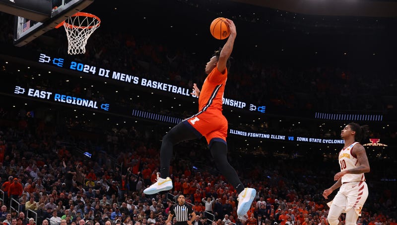Illinois guard Terrence Shannon Jr. dunks in a win against Iowa State in the Sweet 16.