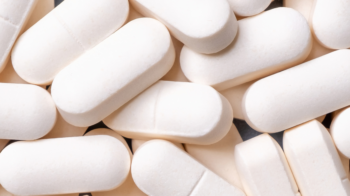 Three charged in L.A. with intent to distribute 1 million fentanyl pills