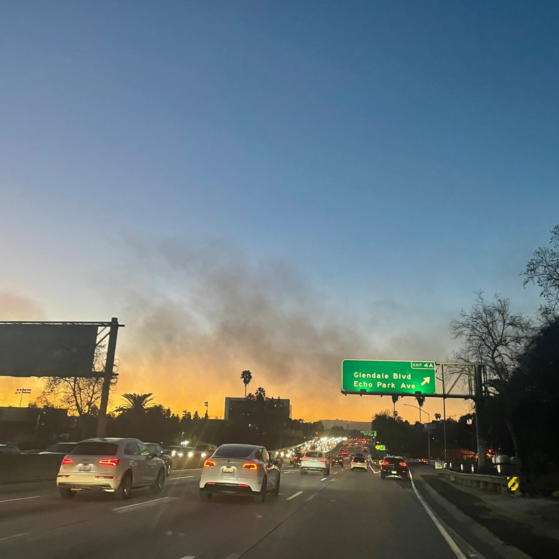 Massive fire erupts at Westlake apartment building