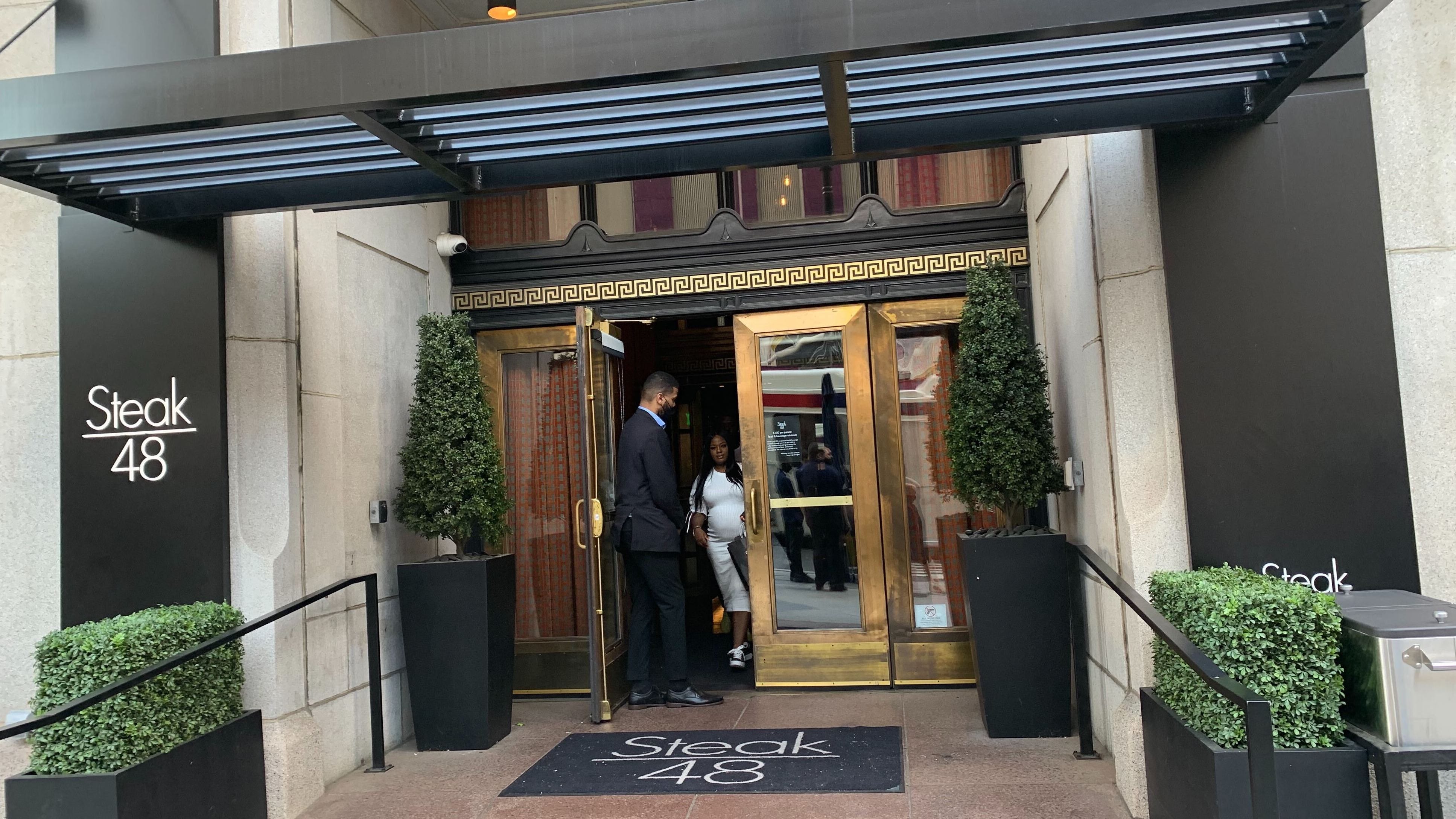 Philadelphians grill steakhouse for its minimum $100 per person policy