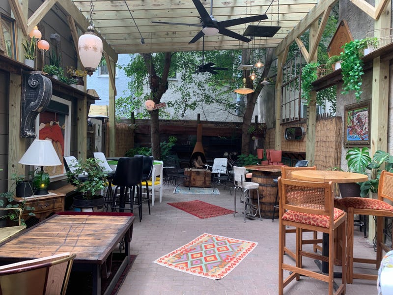 Sonnys Cocktail Joint 
