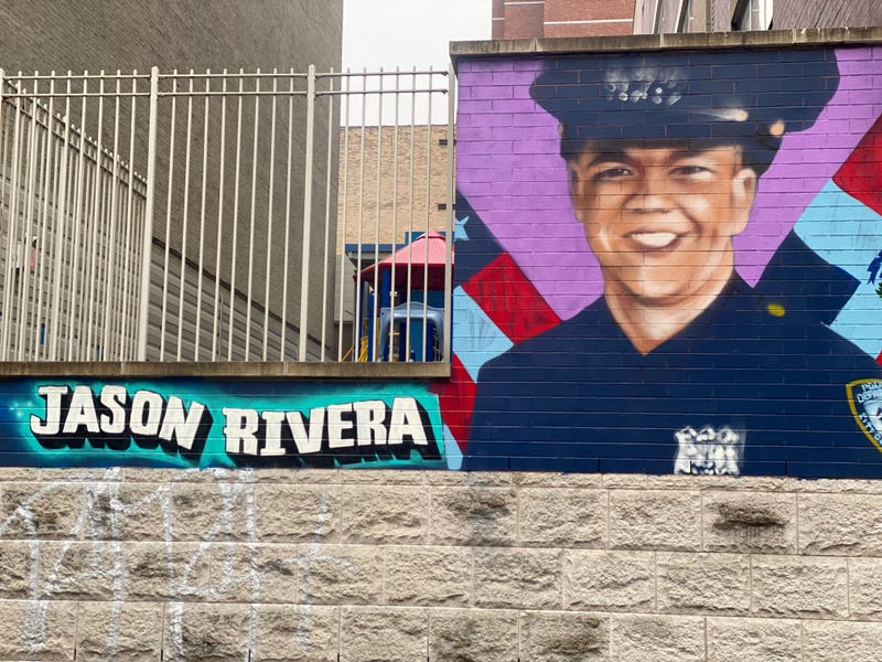 Mural of late NYPD Officer Jason Rivera