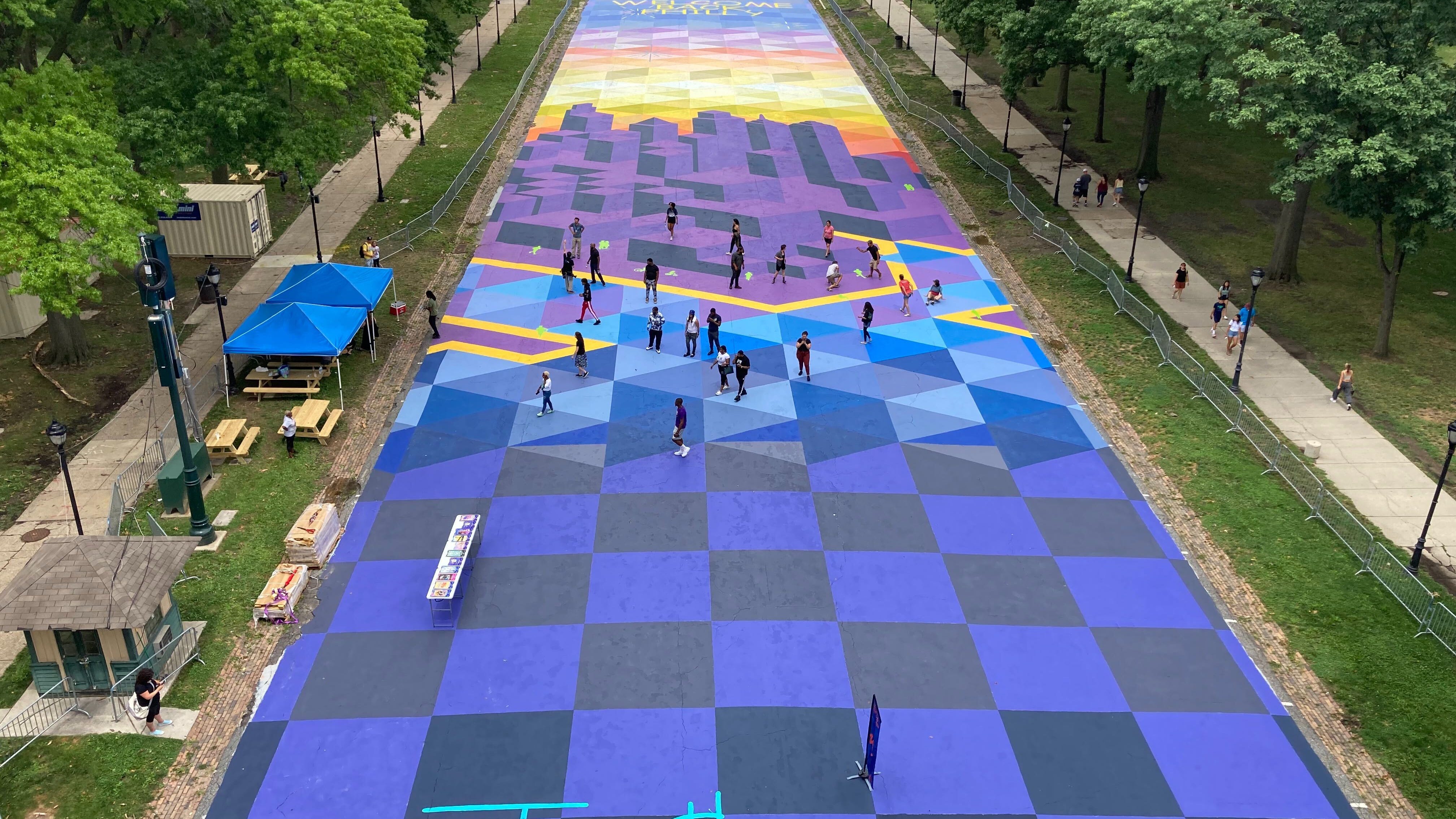 Gigantic mural unveiled at Eakins Oval; more murals across Philly to advocate vaccines