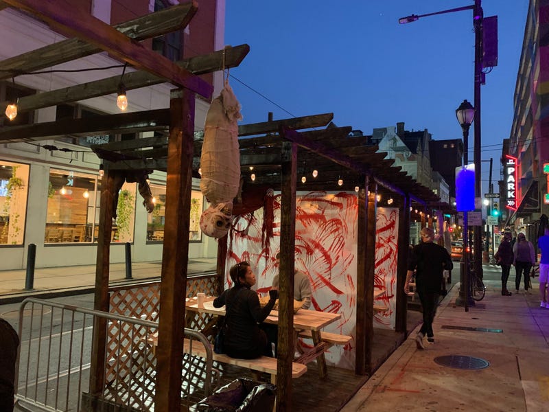Sueño shares a "parklet" space with its neighbor, the Christmas-themed Tinsel, which is now decorated for Halloween.