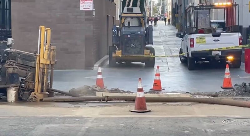 Gas leak forces evacuation, shutdown of Santa Monica’s Third Street Promenade