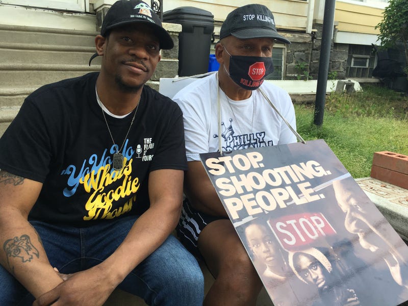 Daryl Turner (in black t-shirt)