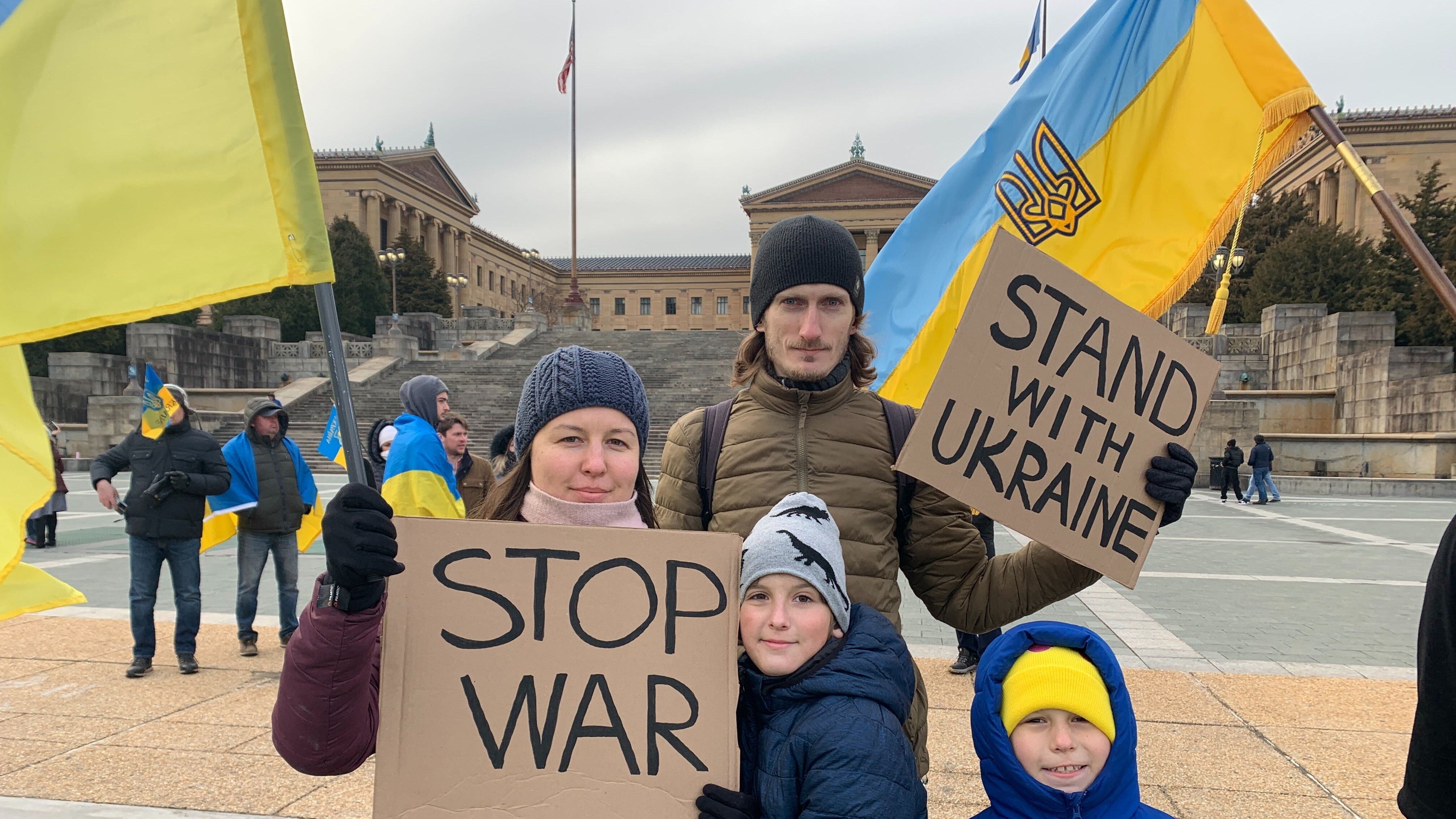 Ukraine supporters hold impromptu rally at Philadelphia Museum of Art