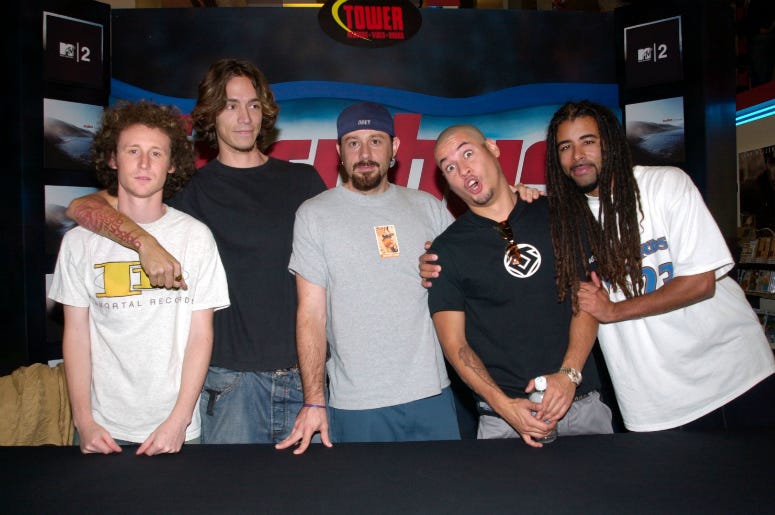 Incubus (L-R) Mike Einziger, Brandon Boyd, Dirk "Alex" Lance, Joes Pasillas, and Chris "DJ" Killmore