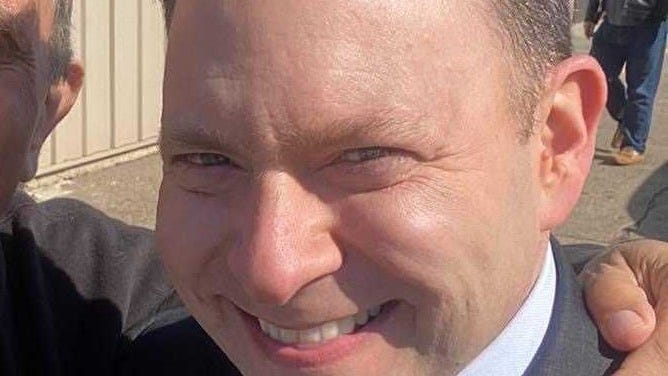 Jason DeRusha stepping down as WCCO TV morning anchor