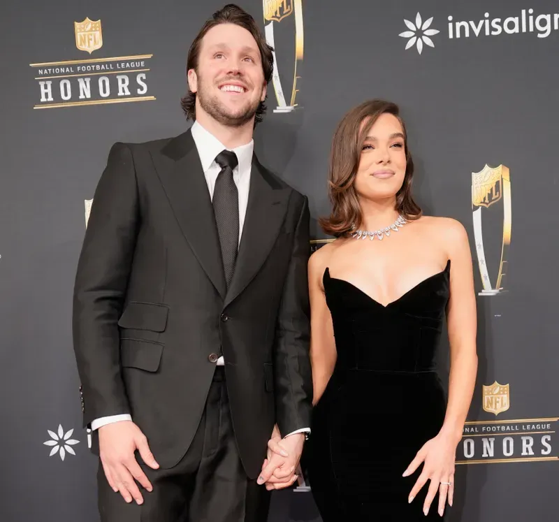 Josh Allen marries Hailee Steinfeld in California