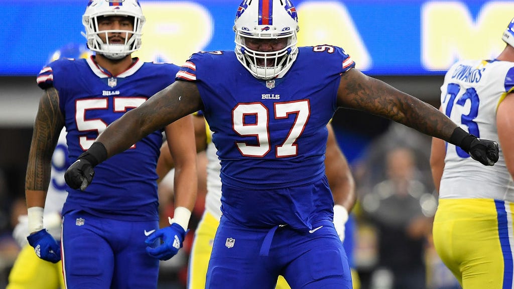 Phillips, Jones officially questionable for Sunday's AFC Divisional Round matchup