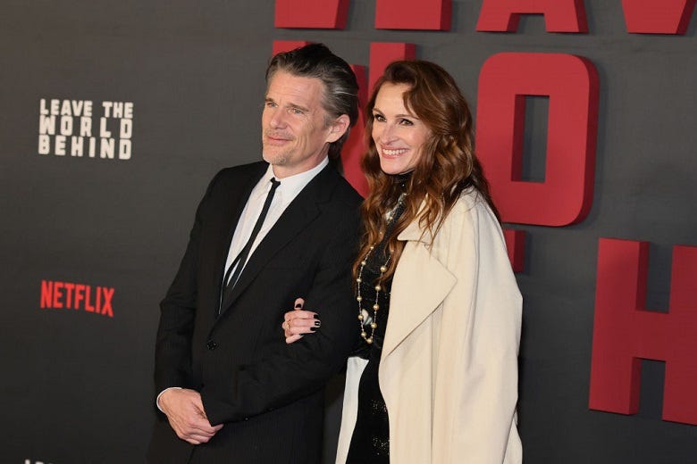 Ethan Hawke & Julia Roberts 
