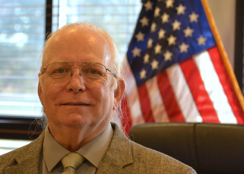 Mayor Jack Tompkins