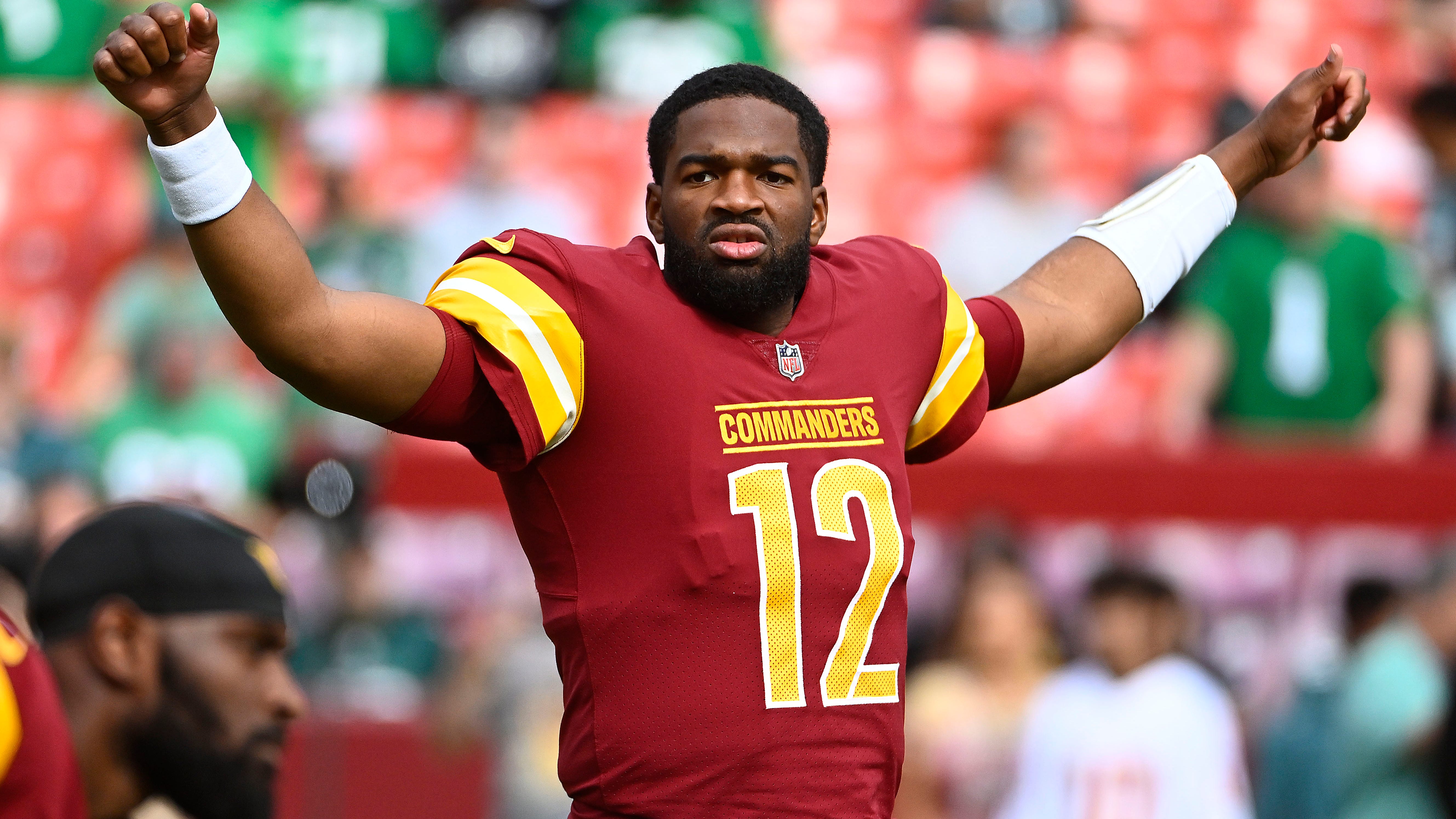 Jacoby Brissett should have nothing to do with Drake Maye