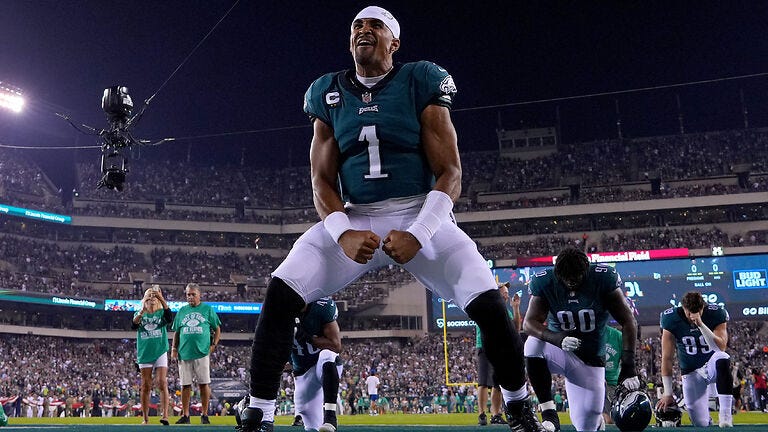 Jerry Jones complimentary of Jalen Hurts, Eagles after impressive display on MNF