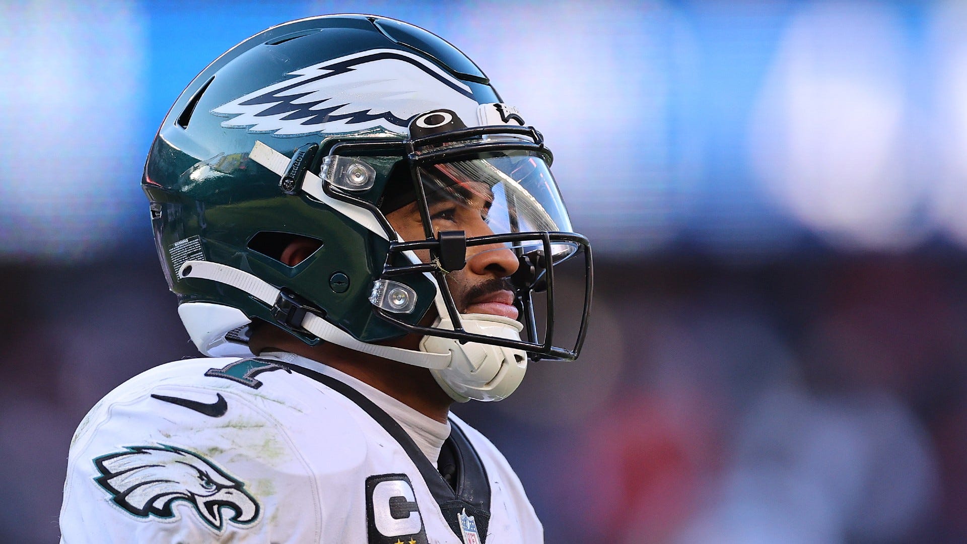 Sirianni: Hurts' sprained shoulder is 'not something we deem long-term'