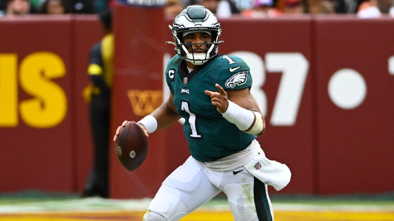 Sirianni details how Hurts adjusted plays at the line on two TD throws