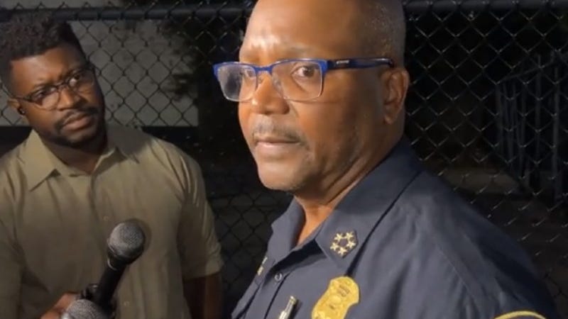 'We lost a hero today': Detroit police officer, suspect die after shooting on city's west side