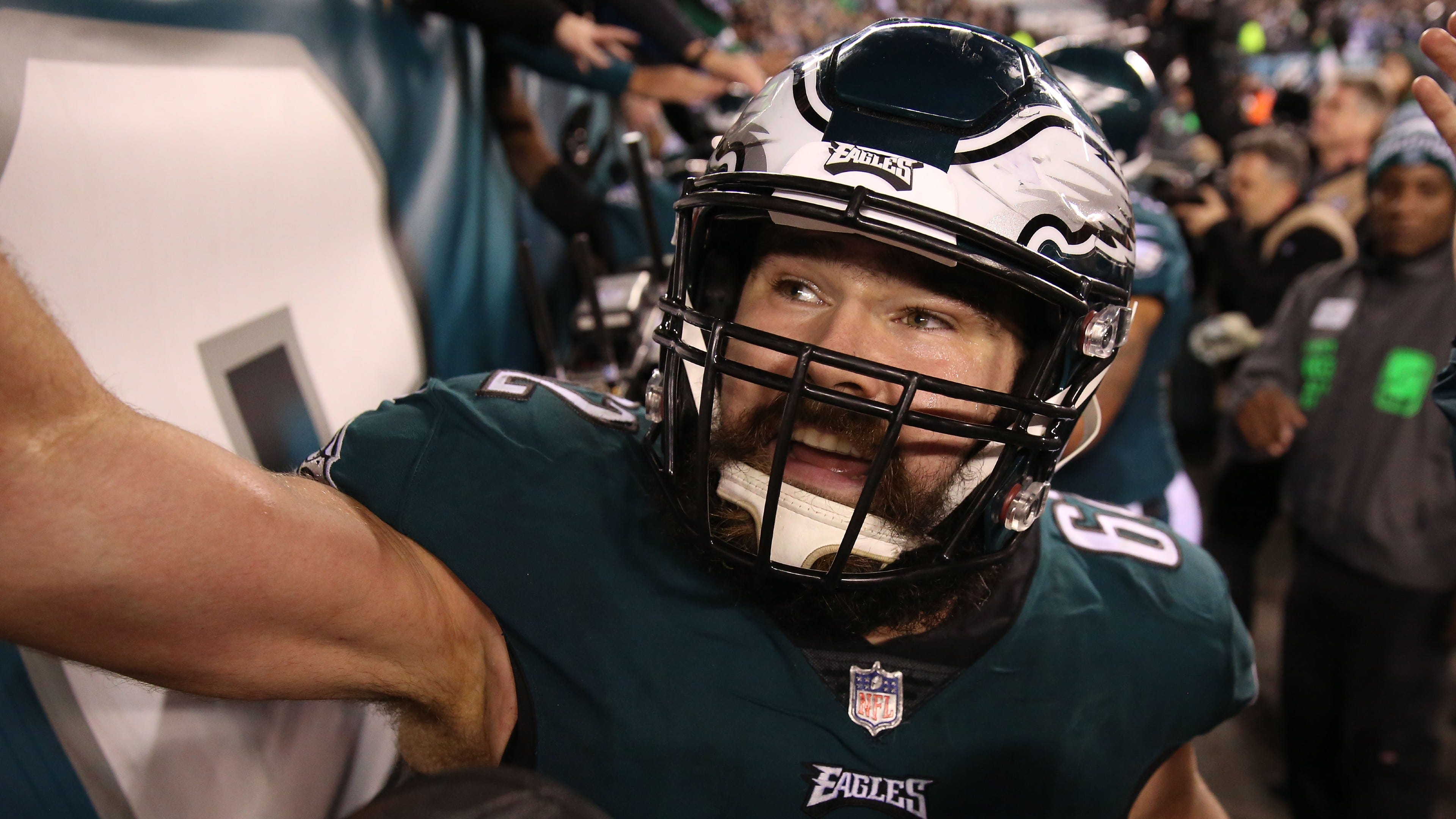 Kelce on Eagles-Cowboys: 'Game of cultures, polar opposite fan bases'