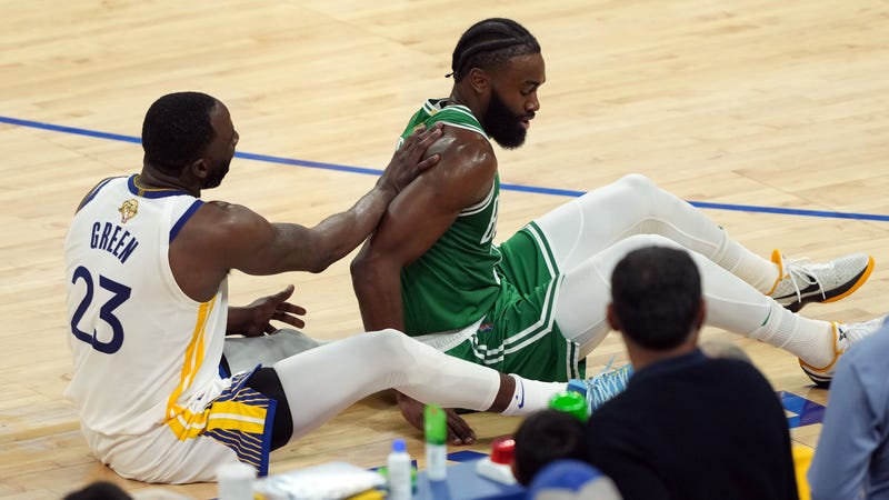 Draymond Green downplays 'little controversy' with Jaylen Brown