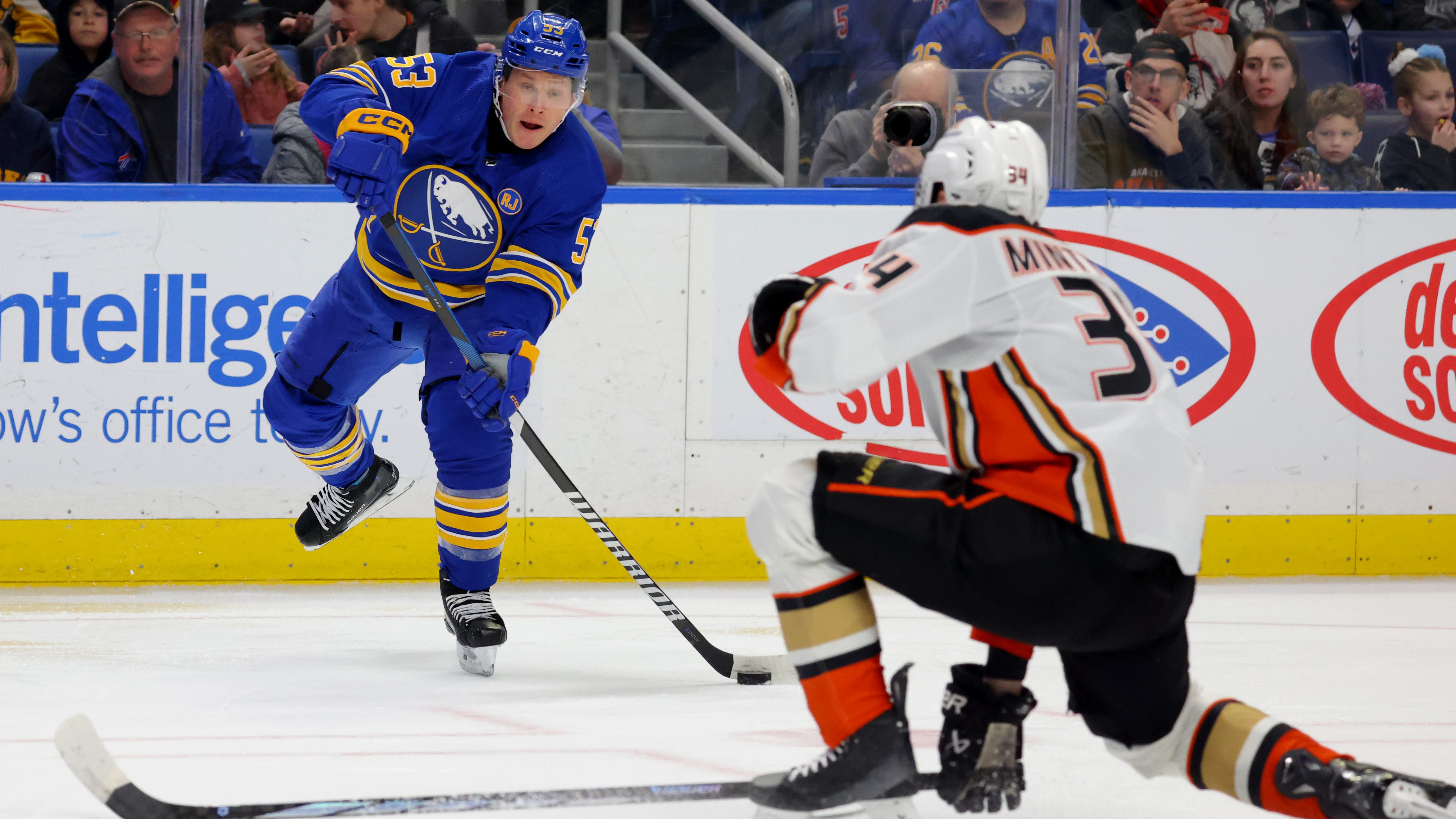 Jeff Skinner knows he has to get scoring touch back