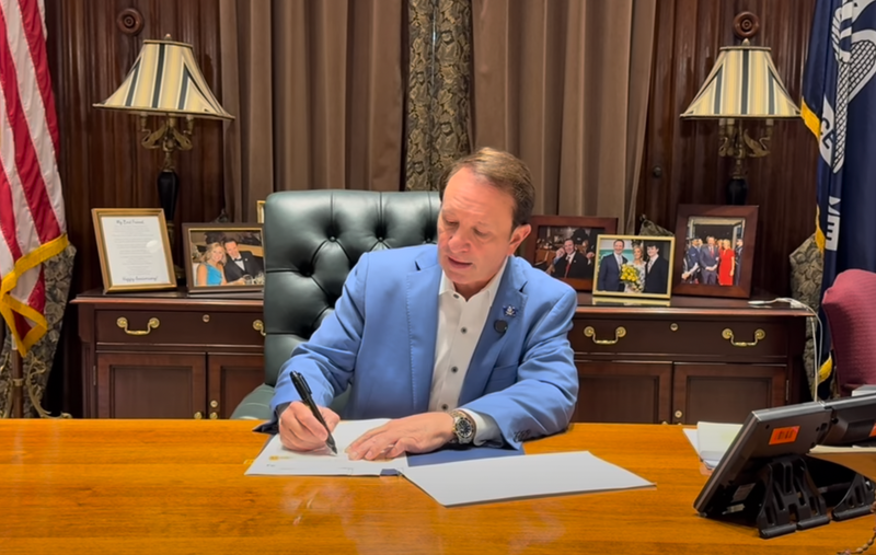 Landry issues executive orders after jail escape