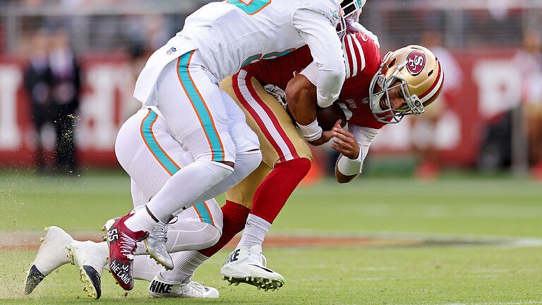 Jimmy Garoppolo done for season after breaking foot vs. Dolphins