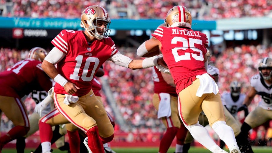 49ers QB Jimmy Garoppolo took exception to low hit by Saints defender