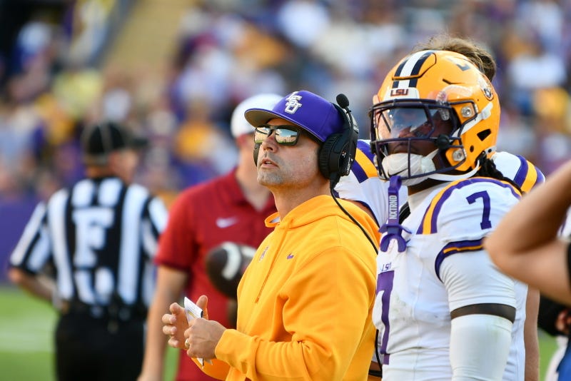 LSU beats Arkansas 23-22